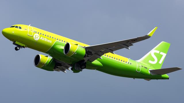 VP-BWN:Airbus A320:S7 Airlines